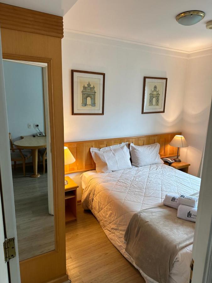 Living Mercure Pinheiros